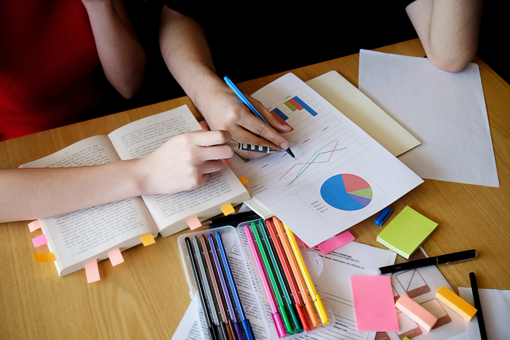 تحليل البيانات التعليمية (Learning Analytics) من جمع البيانات إلى تحسين القرارات التعليمية
